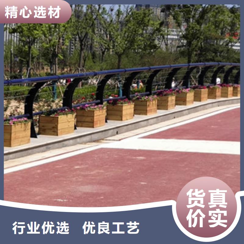 护栏立柱工艺层层把关