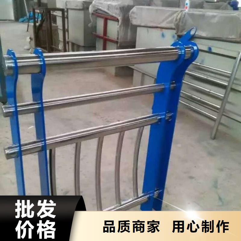 道路护栏_国道抗冲击围栏精工制作