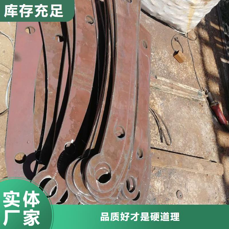 道路护栏_国道抗冲击围栏精工制作