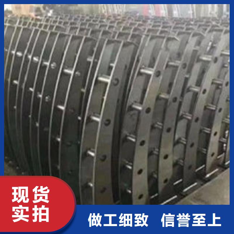 防撞立柱,桥梁防撞栏杆生产经验丰富