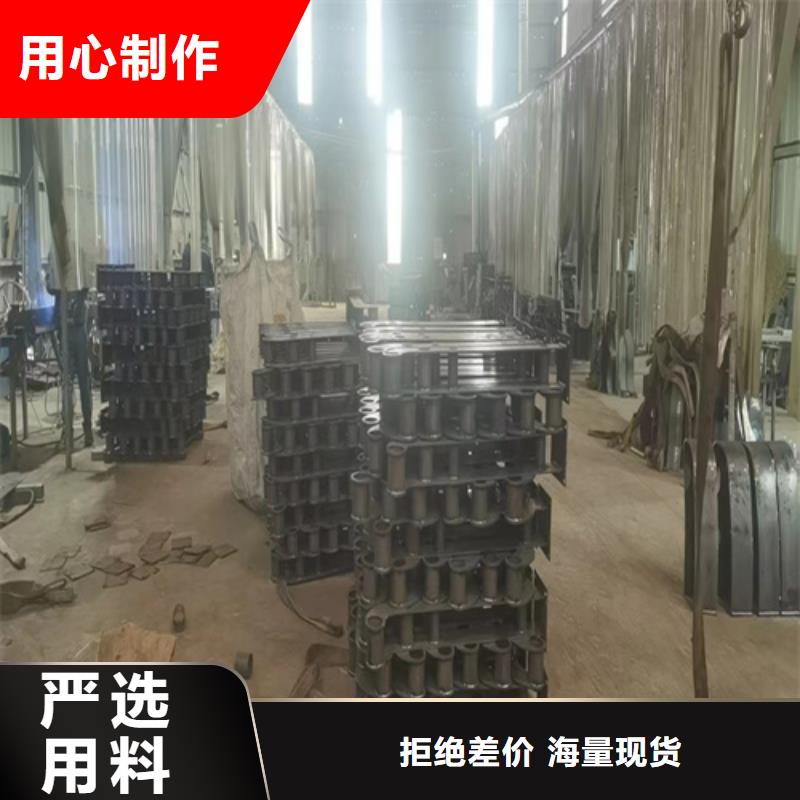 不锈钢复合管护栏_道路隔离护栏出厂价