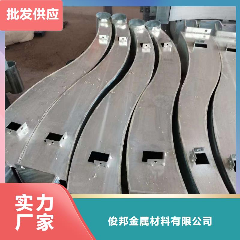  护栏买的放心