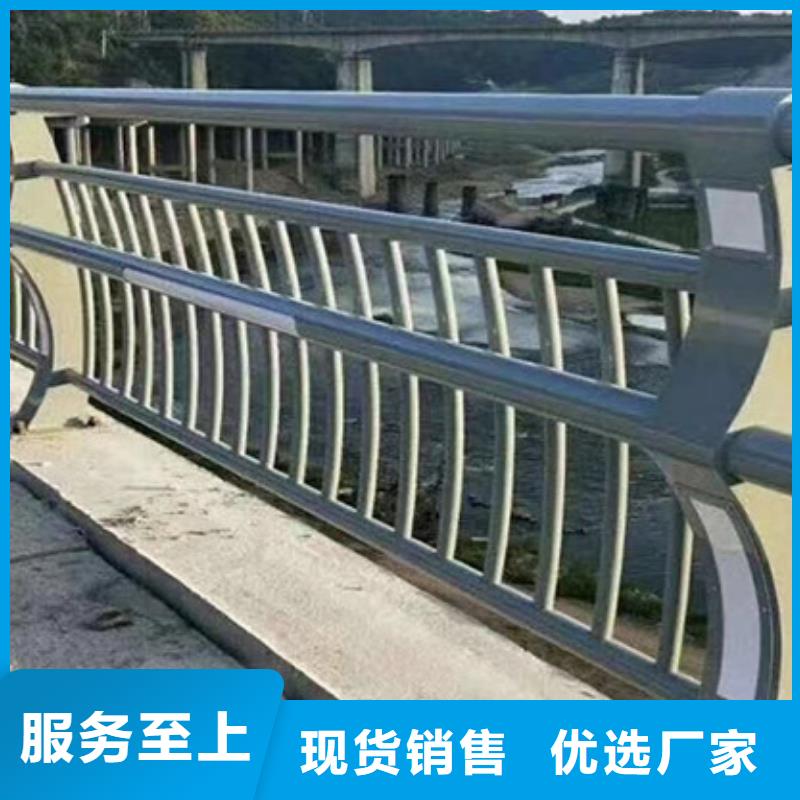 护栏【镀锌波形护栏】精选优质材料