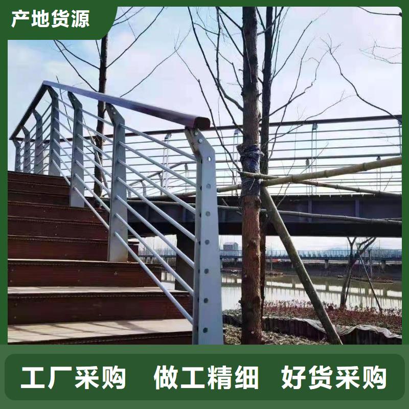 桥梁护栏人车分流栏库存丰富