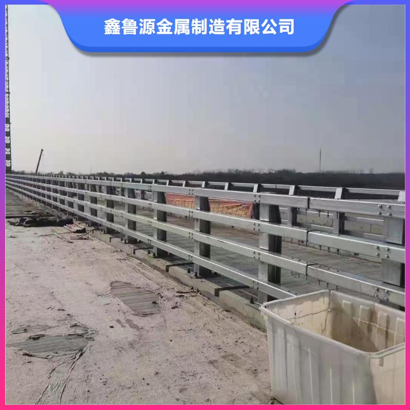 立柱_道路防撞护栏设计制造销售服务一体