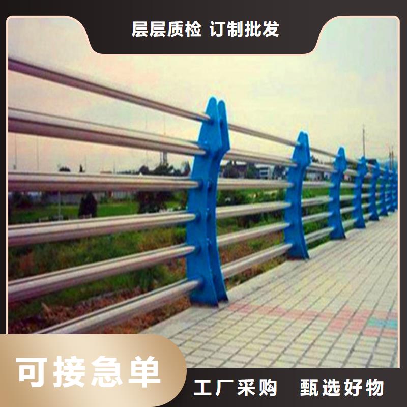 灯光护栏道路隔离栏用心做好每一件产品