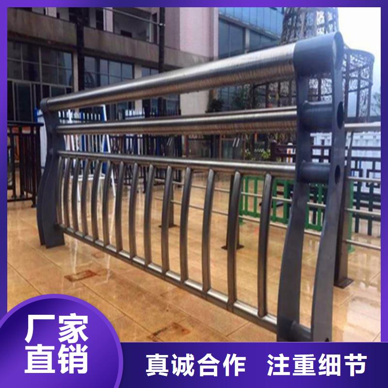 灯光护栏道路隔离栏用心做好每一件产品