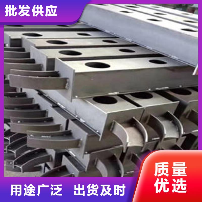灯光护栏道路隔离栏用心做好每一件产品