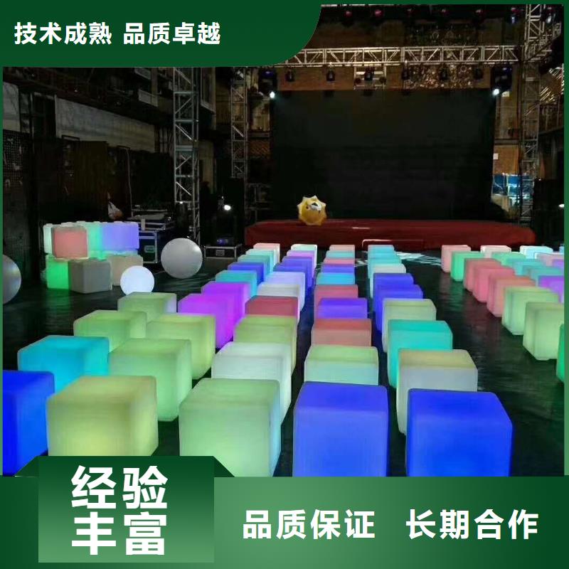 桌椅_玻璃篷房出租先进的技术