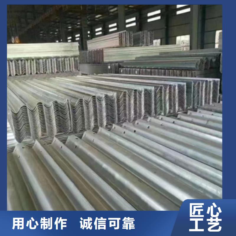 护栏标志牌标志杆厂家有实力有经验
