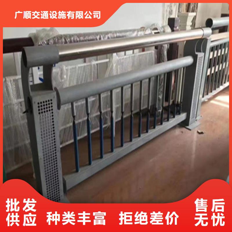 护栏波形护栏立柱选择大厂家省事省心