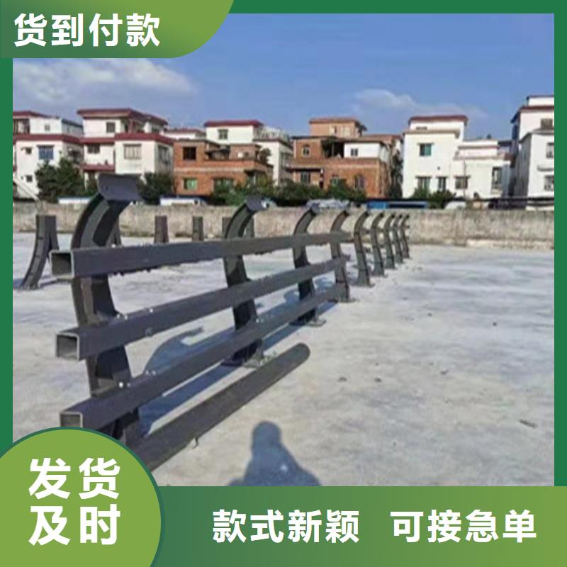 护栏波形护栏立柱选择大厂家省事省心
