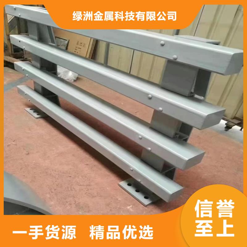 桥梁护栏立柱外覆不锈钢复合管现货实拍